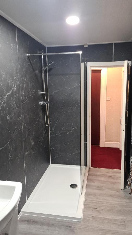 דומפריס Lso Guest House מראה חיצוני תמונה